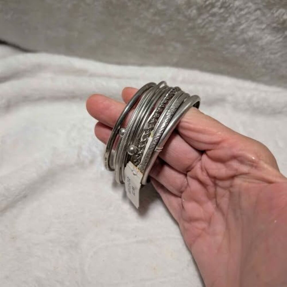 Bangle bracelet jewelry lot